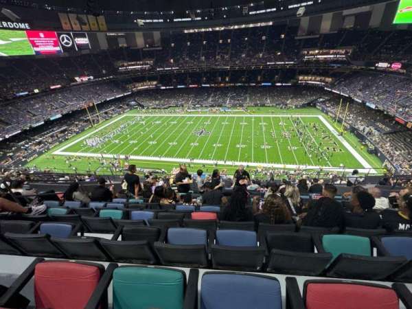 Caesars Superdome, section: 638, row: 17, seat: 14