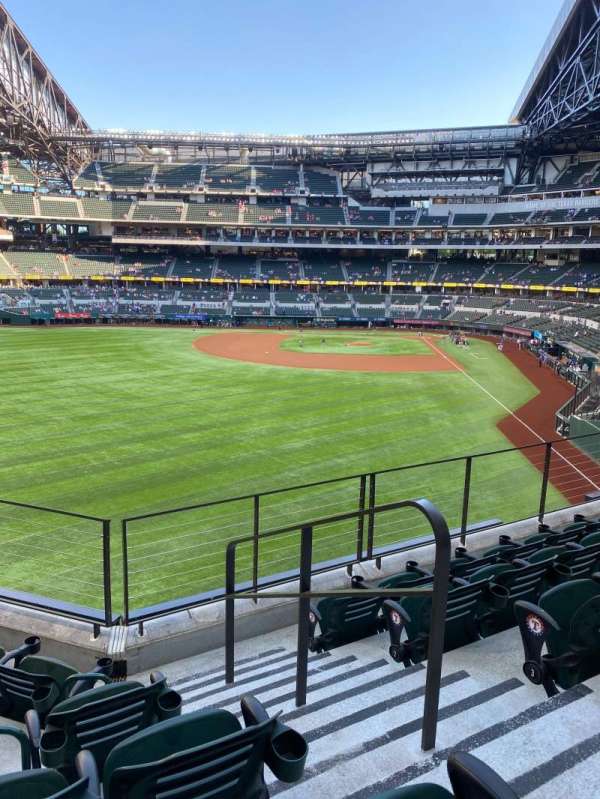 Globe Life Field, section: 140, row: 5, seat: 24
