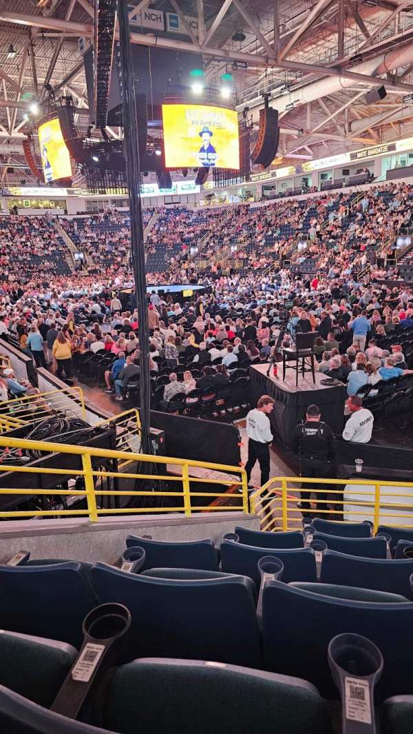 Hertz Arena, section: 118, row: 7, seat: 7