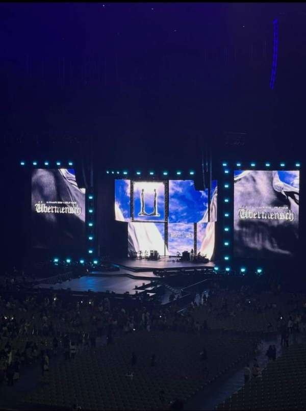 Paris La Défense Arena, section: 413, row: 42, seat: 41