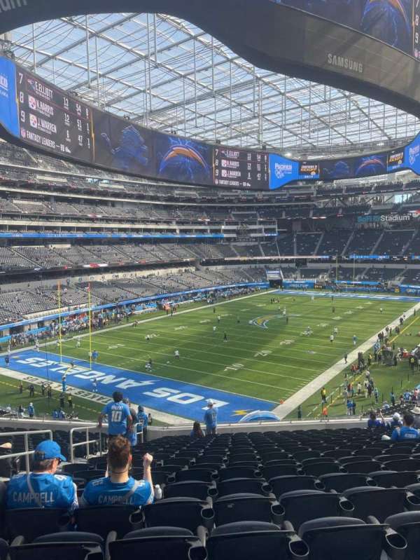 SoFi Stadium, section: 210, row: 18, seat: 19