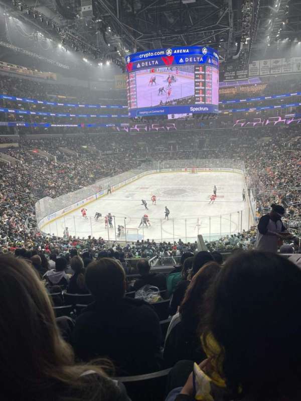 Crypto.com Arena, section: 207, row: 12, seat: 4