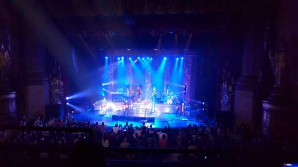 Beacon Theatre, section: Loge 2, row: C, seat: 4