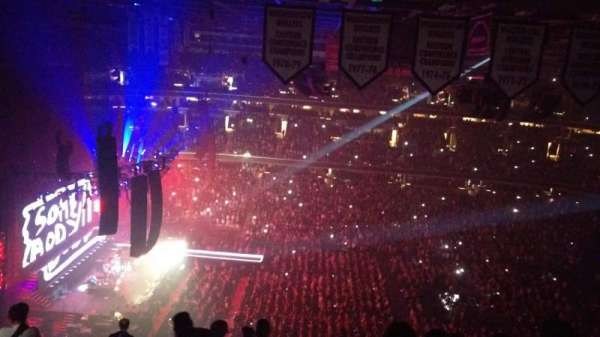 Capital One Arena, section: Upper Concourse 433, row: N, seat: 12