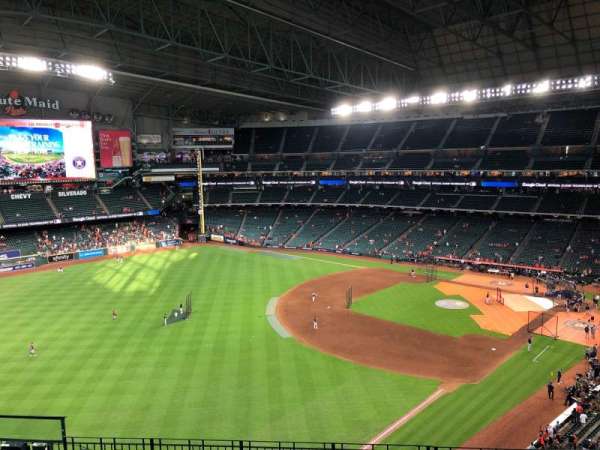 Daikin Park, section: 306, row: 8, seat: 7