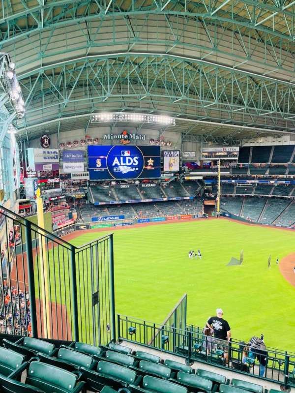 Daikin Park, section: 405, row: 6, seat: 6