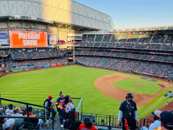 Daikin Park, section: 406, row: 6, seat: 3
