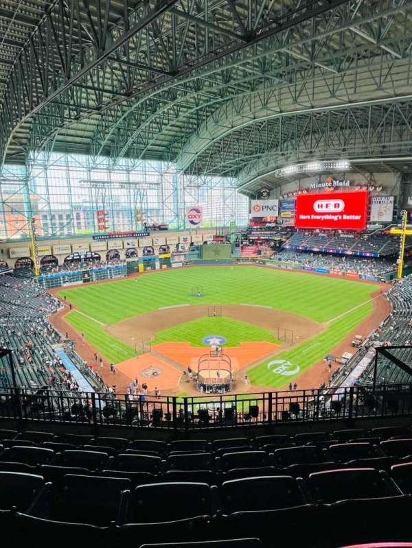 Daikin Park, section: 419, row: 5, seat: 10