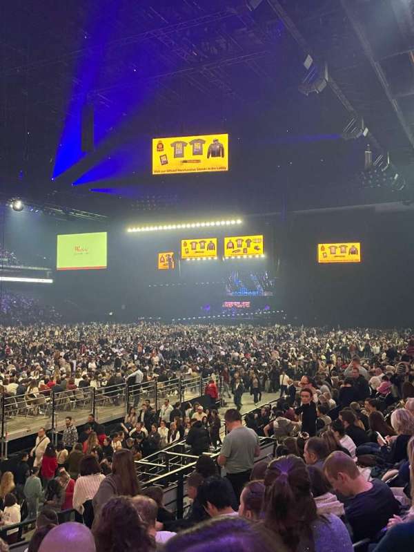 Paris La Défense Arena, section: 112, row: 17, seat: 40