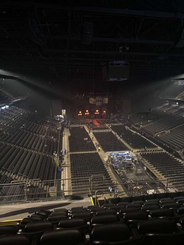 CFG Bank Arena, section: 212, row: J, seat: 14