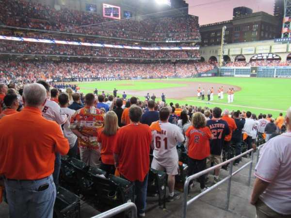Daikin Park, section: 129, row: 21, seat: 1