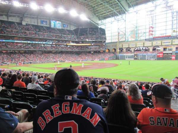 Daikin Park, section: 129, row: 23, seat: 20