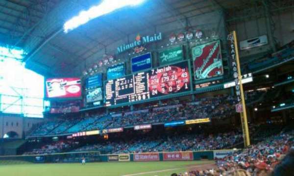 Daikin Park, section: 131, row: 28, seat: 17