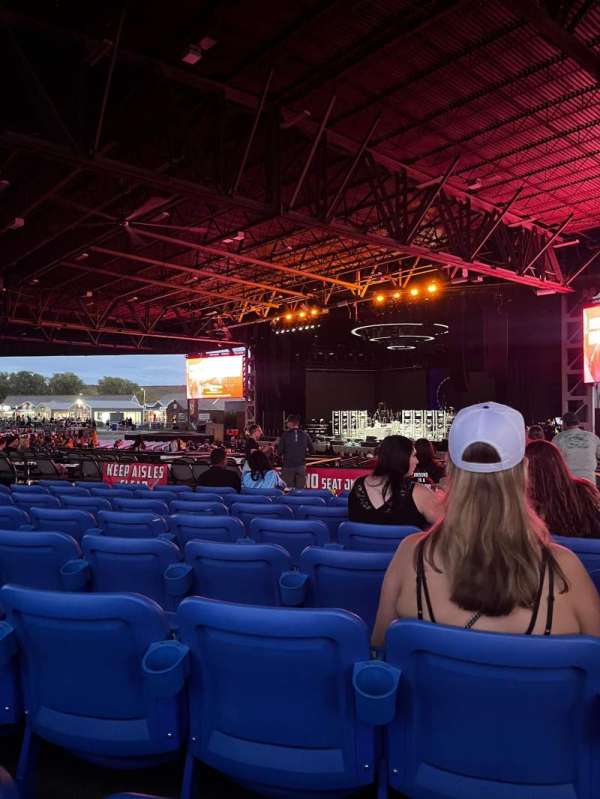 Hollywood Casino Amphitheatre, section: 206, row: HH, seat: 14