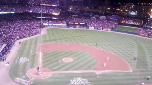 Busch Stadium, section: 346, row: 4, seat: 4