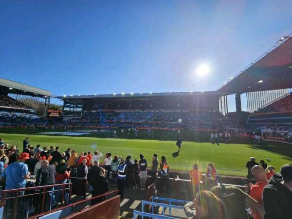 Villa Park, section: Q2, row: H, seat: 41