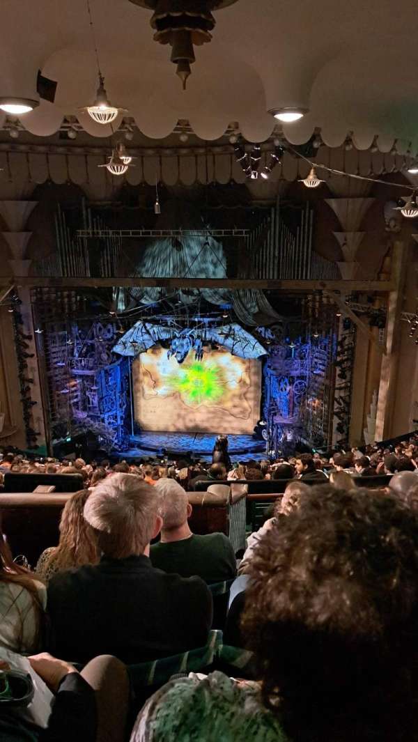 Apollo Victoria Theatre, section: Dress Circle, row: U, seat: 16