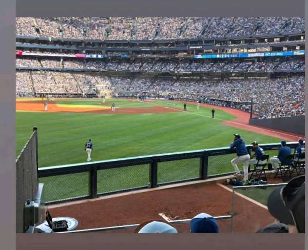 Rogers Centre, section: 144B, row: 4, seat: 4