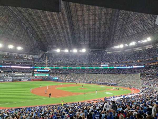 Rogers Centre, section: 134, row: A, seat: 9
