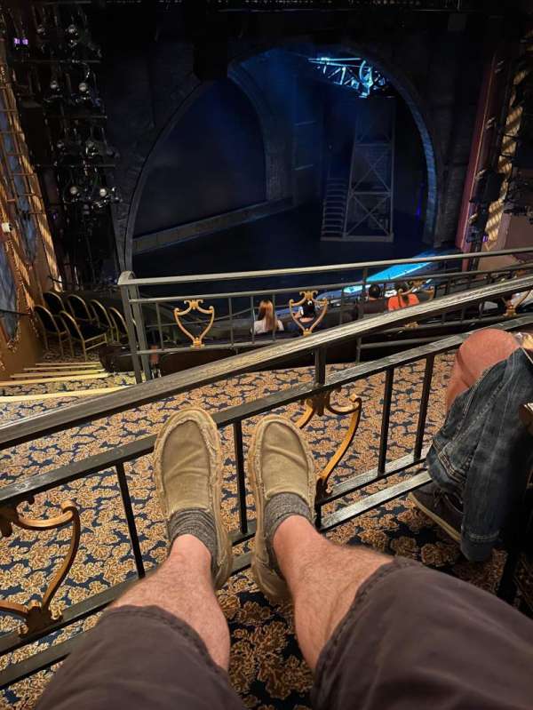 Lunt-Fontanne Theatre, section: Middle Mezzanine L, row: B, seat: 7