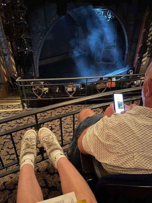 Lunt-Fontanne Theatre, section: Middle Mezzanine L, row: B, seat: 5