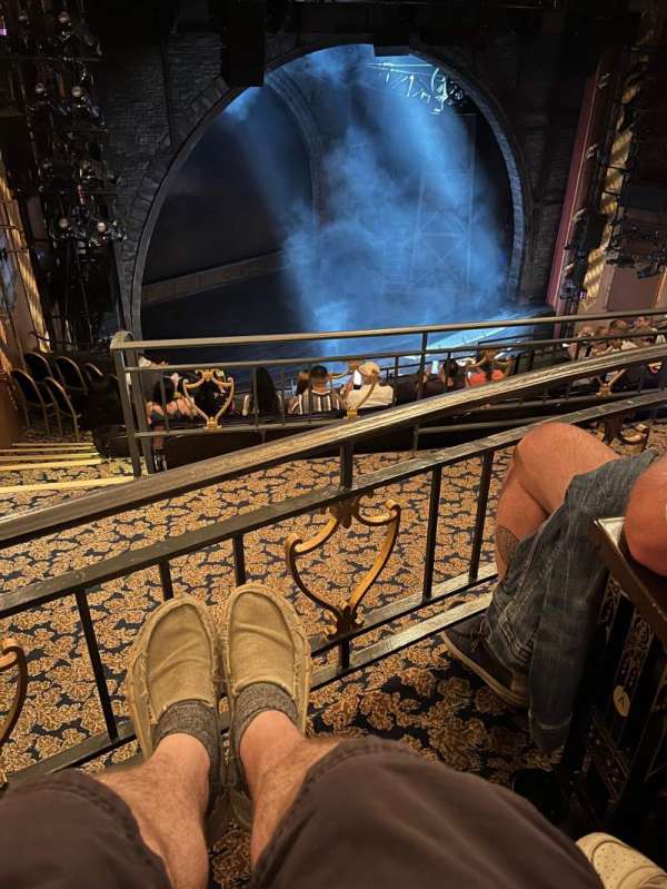 Lunt-Fontanne Theatre, section: Middle Mezzanine L, row: B, seat: 7