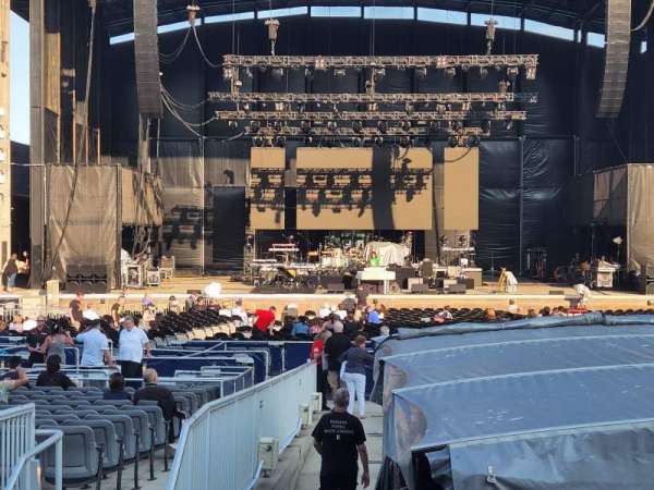 Jones Beach Theater, section: 104, row: D, seat: 13