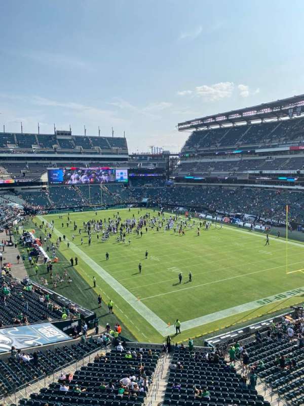 Lincoln Financial Field, section: NE Terrace 3, row: 1, seat: 24