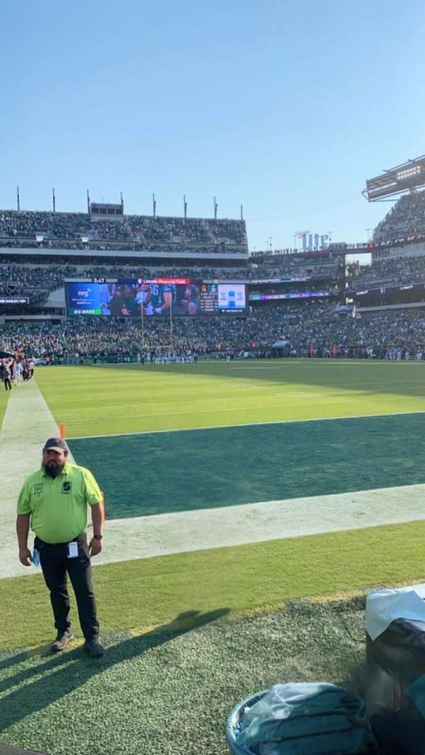 Lincoln Financial Field, section: 127, row: 1, seat: 3
