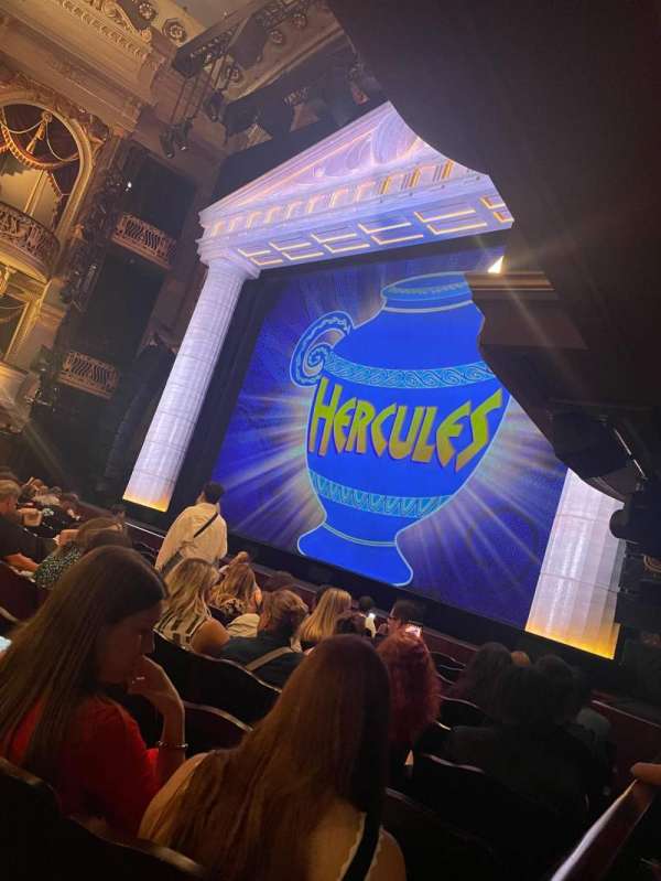Theatre Royal Drury Lane, section: Stalls, row: Slip seats, seat: 6