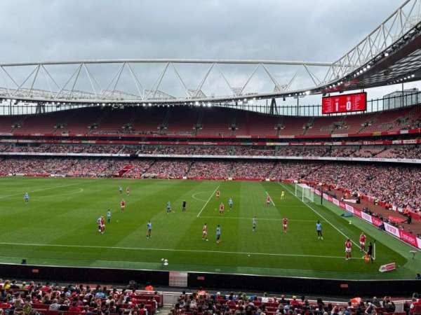Emirates Stadium, section: B60, row: 2, seat: 395
