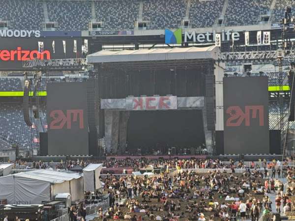 MetLife Stadium, section: 123, row: 29, seat: 29
