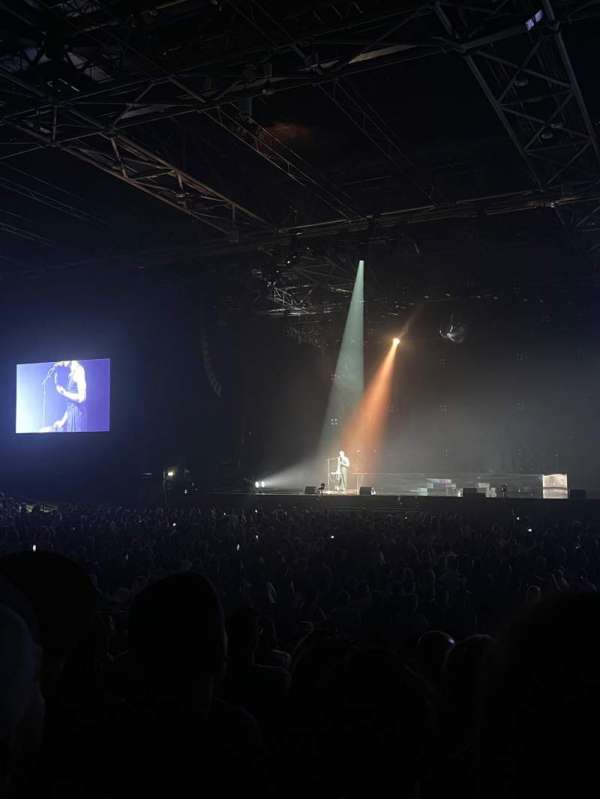 Zénith Paris, section: R, row: 13, seat: 175