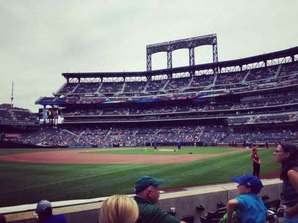 Citi Field, section: 125, row: 1, seat: 12