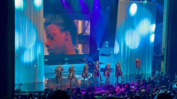 Encore Theatre At Wynn, section: Orchestra L, row: V, seat: 13