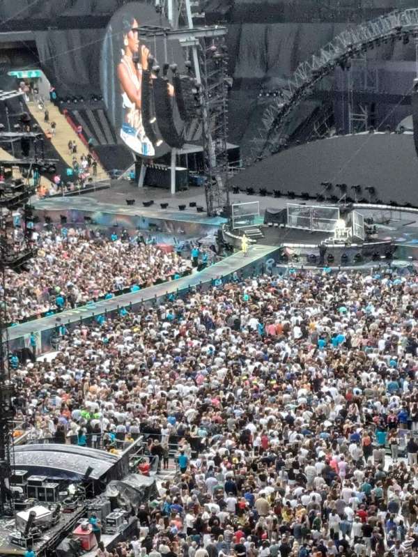 Wembley Stadium, section: 506, row: 9, seat: 175