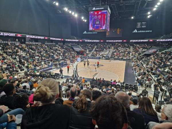 Adidas Arena, section: Gradin M, row: 2, seat: 15