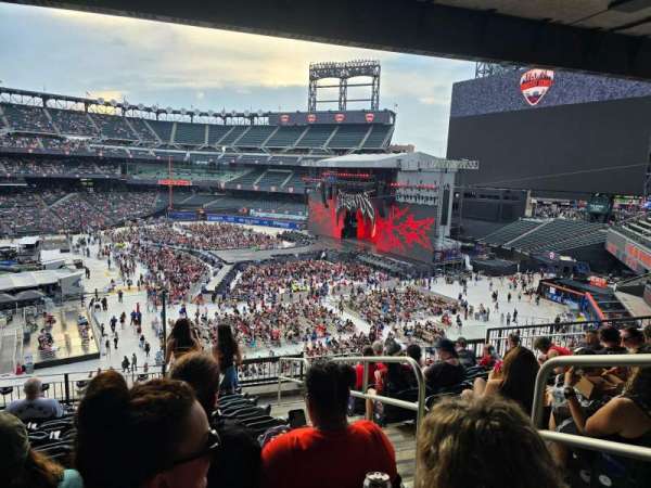 Citi Field, section: 307, row: 9, seat: 23
