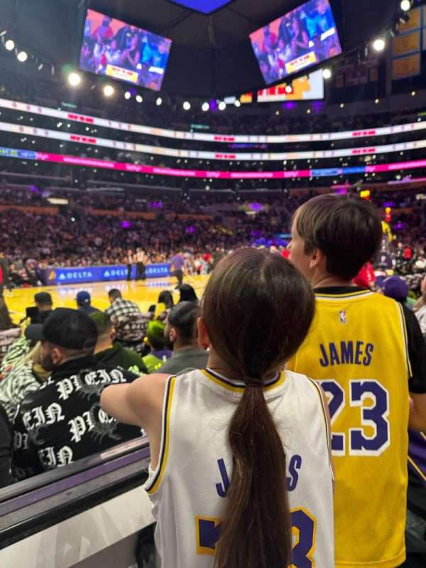 Crypto.com Arena, section: 112, row: 1, seat: 9