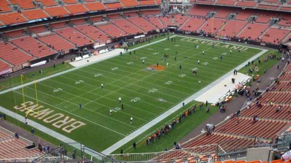 Huntington Bank Field, section: 526, row: 21, seat: 4