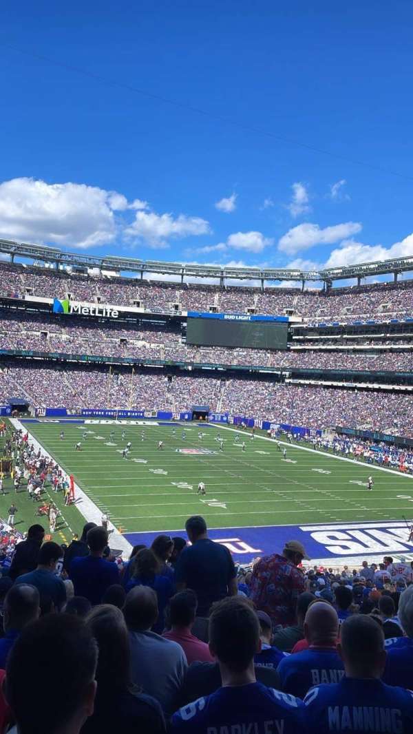 MetLife Stadium, section: 129, row: 41, seat: 15