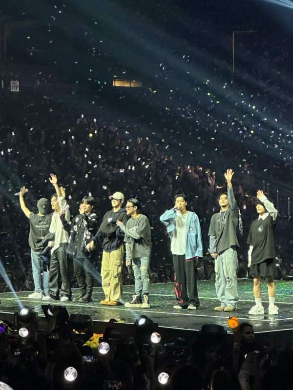 Oakland Arena, section: 102, row: 3, seat: 11