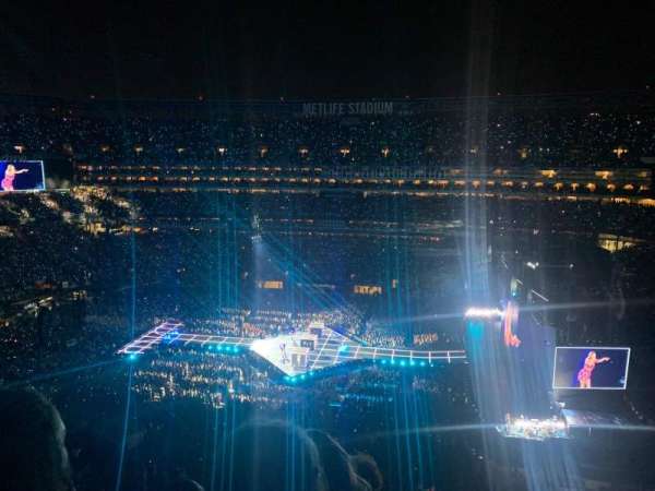 MetLife Stadium, section: 312, row: 4, seat: 1