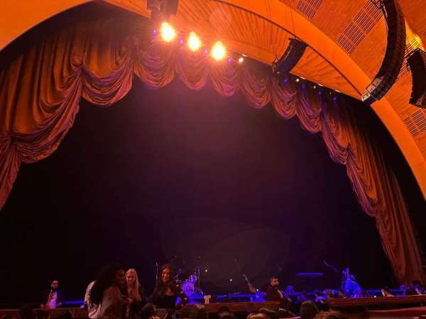 Radio City Music Hall, section: Orchestra 5, row: HH, seat: 510