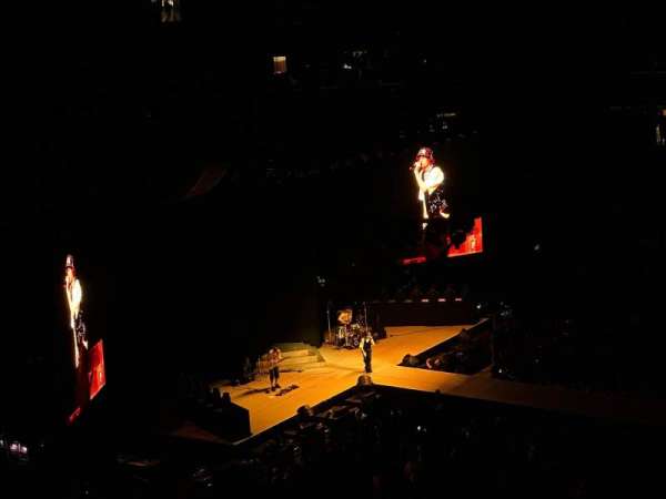 Madison Square Garden, section: 225, row: 13, seat: 16
