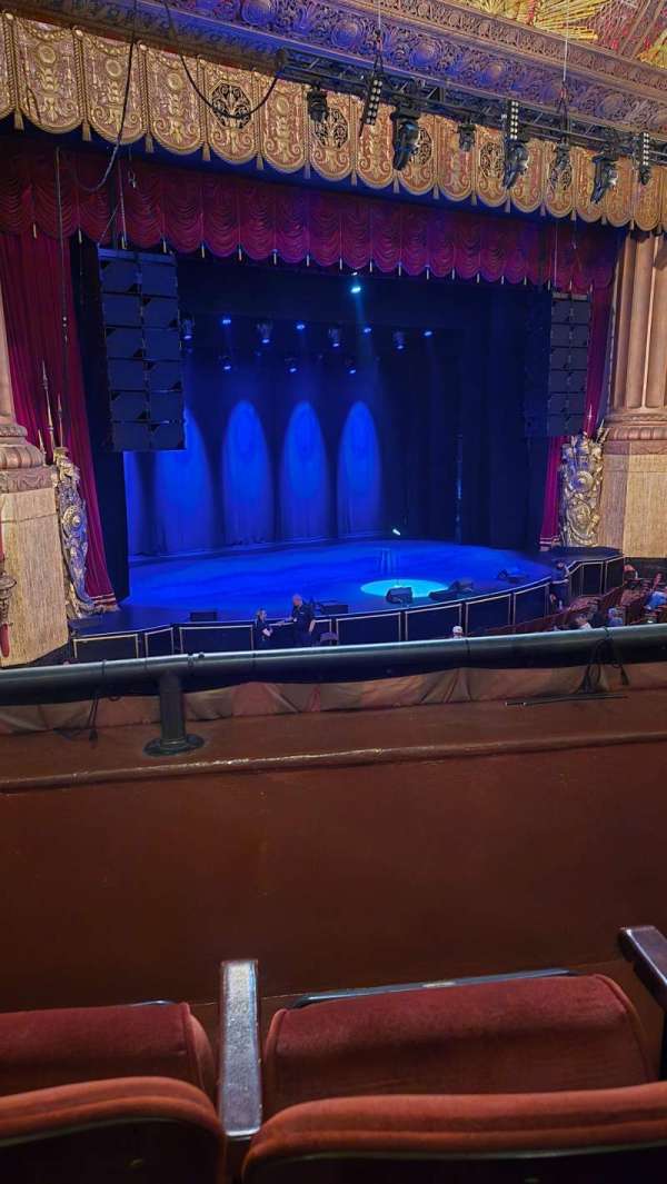 Beacon Theatre, section: Loge 3, row: B, seat: 33