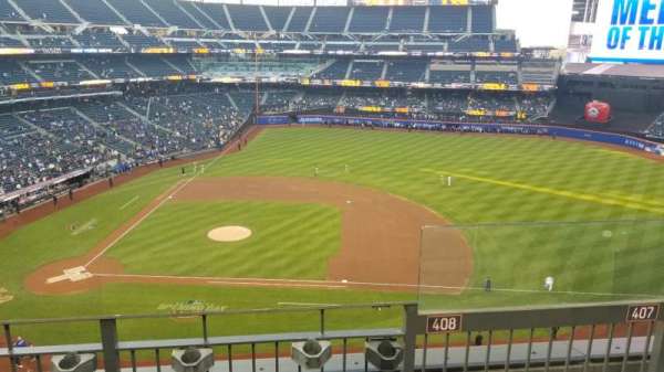 Citi Field, section: 408, row: 3, seat: 22