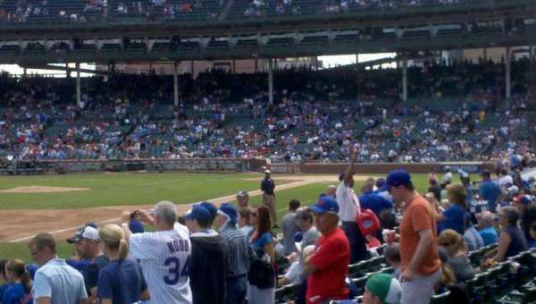 Wrigley Field, section: 6, row: 13, seat: 11