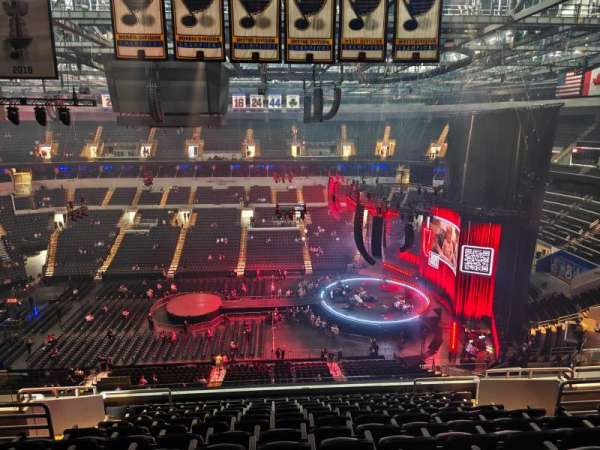 Enterprise Center, section: 302, row: N, seat: 10