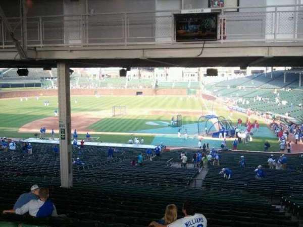 Wrigley Field, section: 213, row: 21, seat: 22